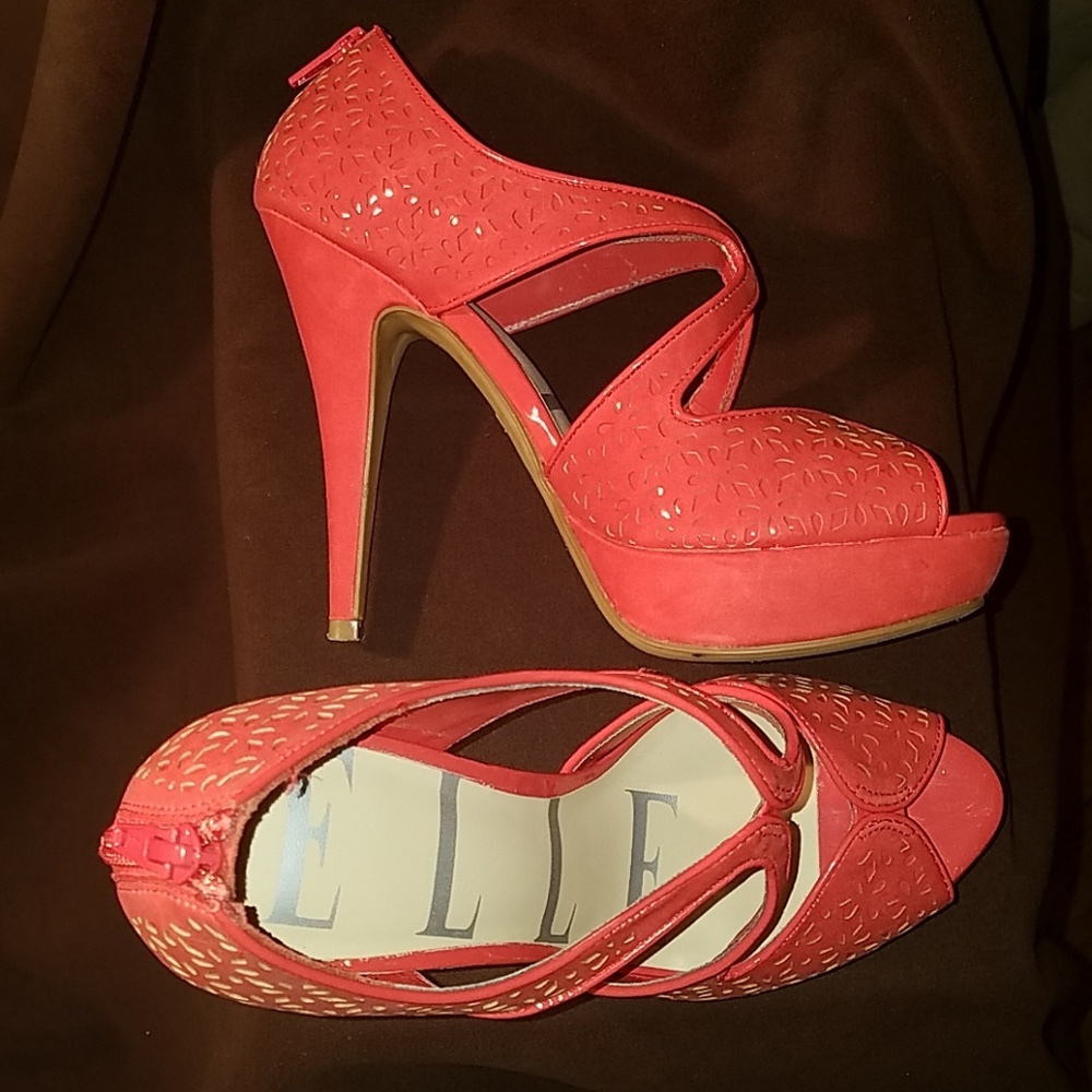 Inlay coral heel